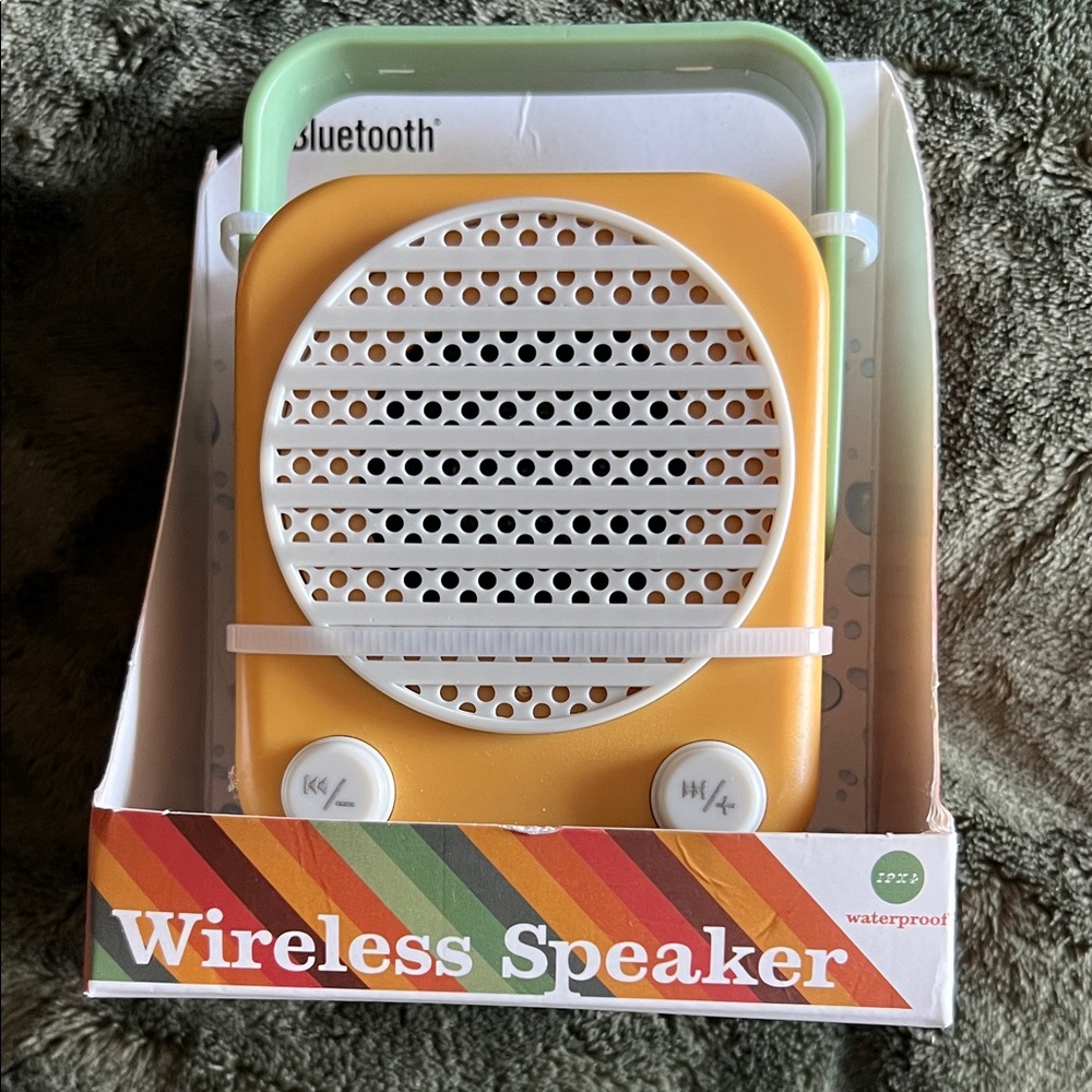 Bluetooth Wireless Speaker - Yellow and White